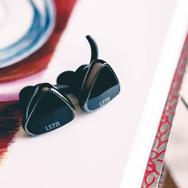 Beacon 2.0 True Wireless Earbuds in Black The Beacon is IPX4 compliant and resistant to splashing water and small particles.