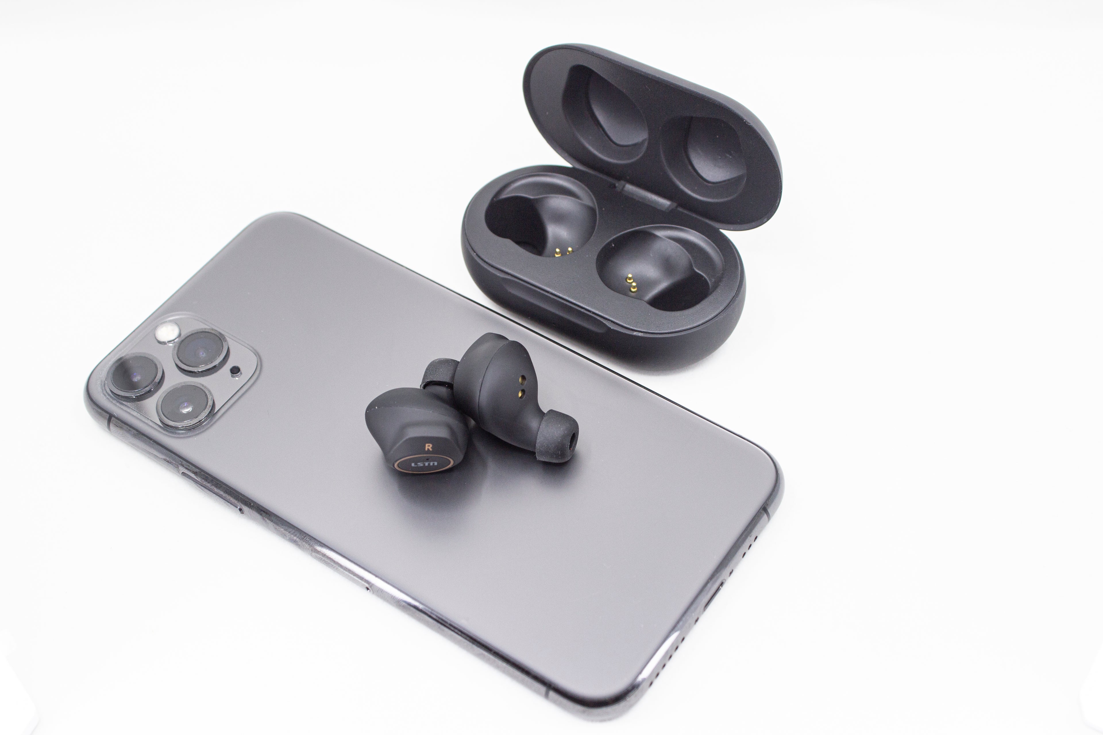 Palladium True Wireless Earbuds in Black